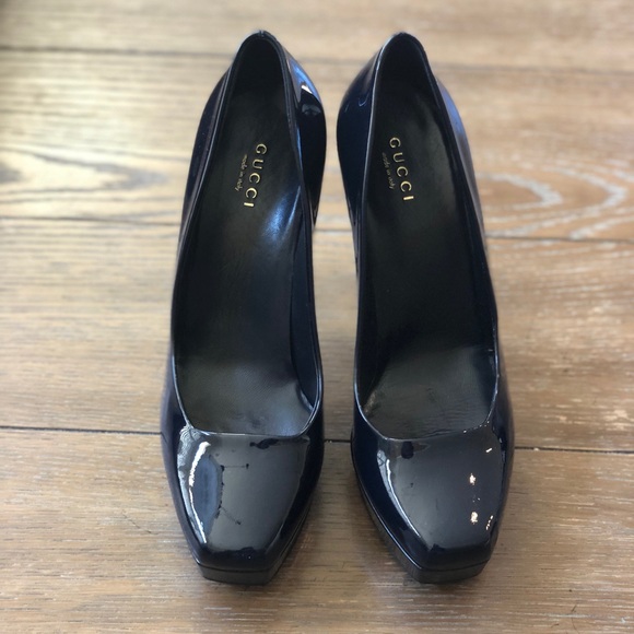 ⛔️SOLD⛔️Gucci Vernice Crystal Marine High Heel - Picture 4 of 8